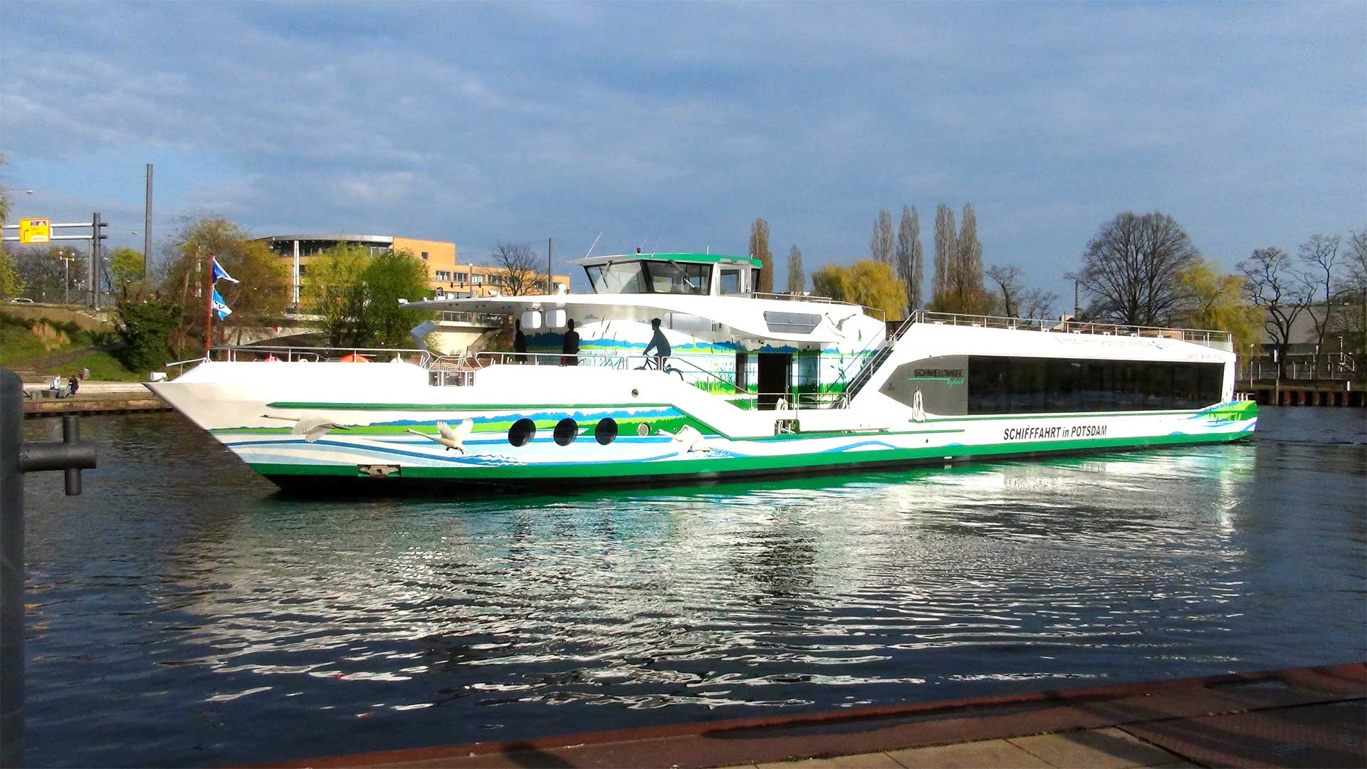 InnoShip das ist innovativer Schiffbau – Konstruktion, Baubetreuung und Service